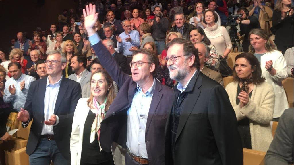 Rajoy, junto a Feijóo y Pastor