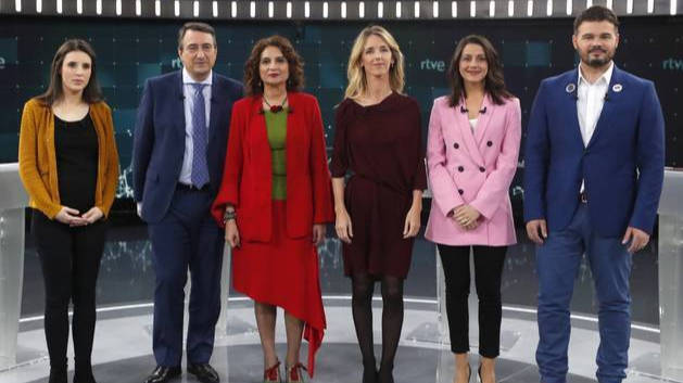 Los seis participantes en el debate de TVE, aunque para Del Pozo las protagonistas fueron las cuatro mujeres 'presidenciables'