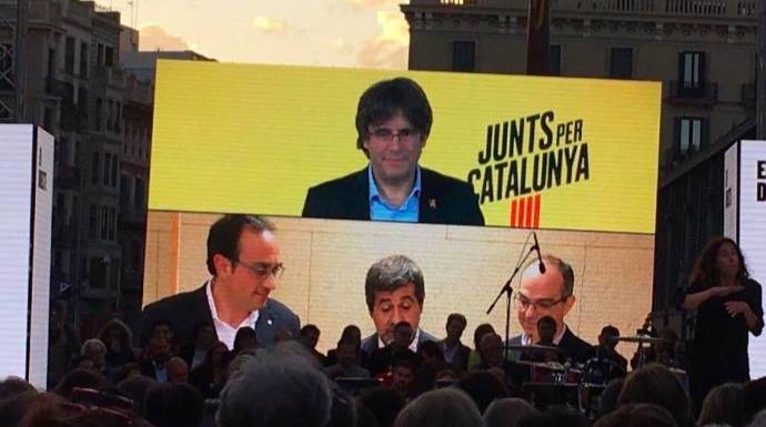Puigdemont, en el cierre de campaña de las elecciones del 28-A.