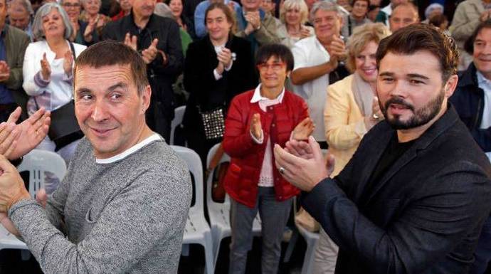 Otegi y Rufián, a ERC y Bildu les ha tocado la "lotería" de las subvenciones públicas.