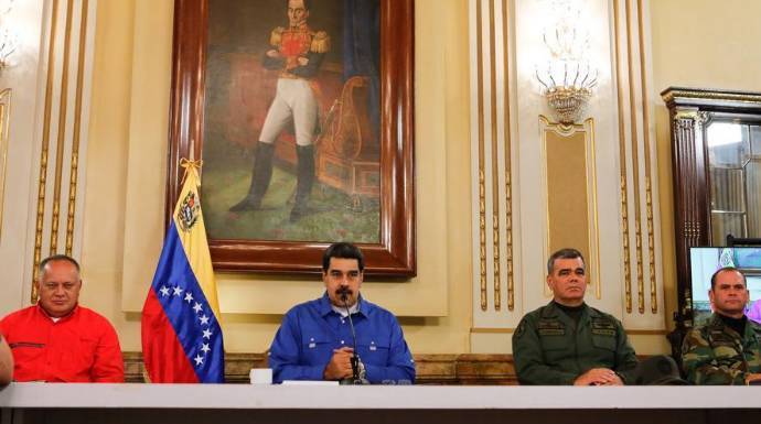 Maduro, en su comparecencia esta madrugada.