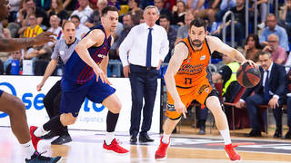 El Valencia Basket humilla al Barça en el Palau