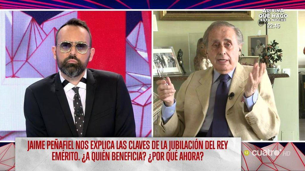 Según Peñafiel hay una mano negra tras la jubilación de Don Juan Carlos.