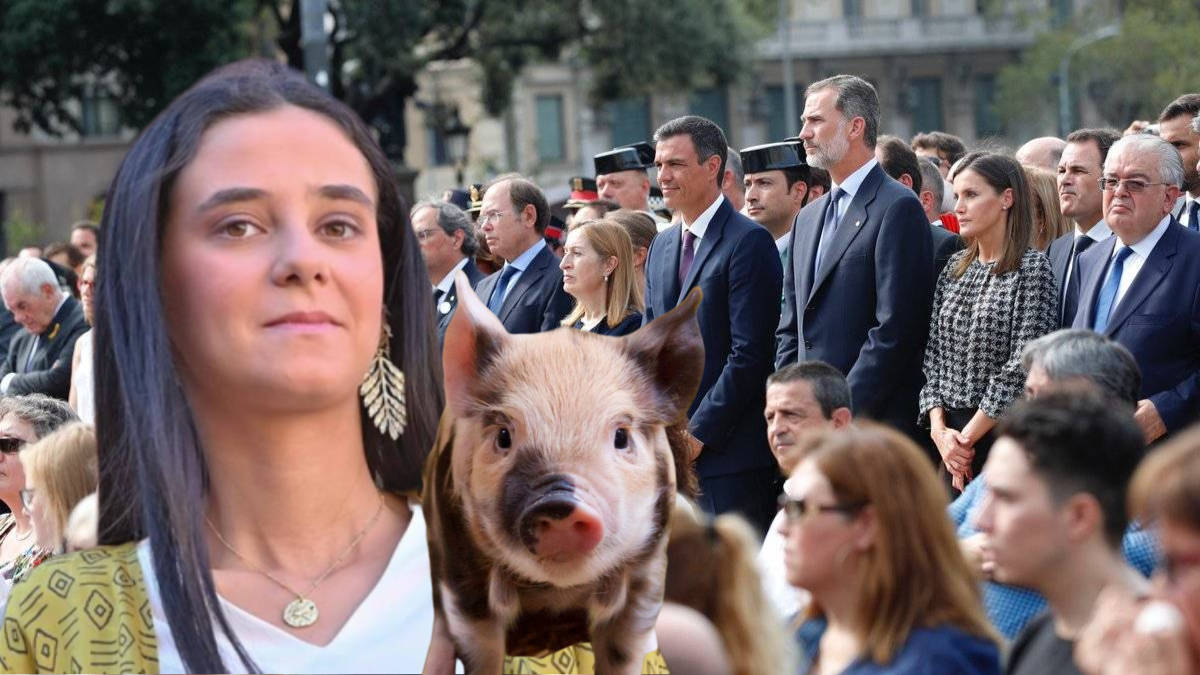El Rey, hace un año en Cataluña, junto a su sobrina y una réplica de su mascota