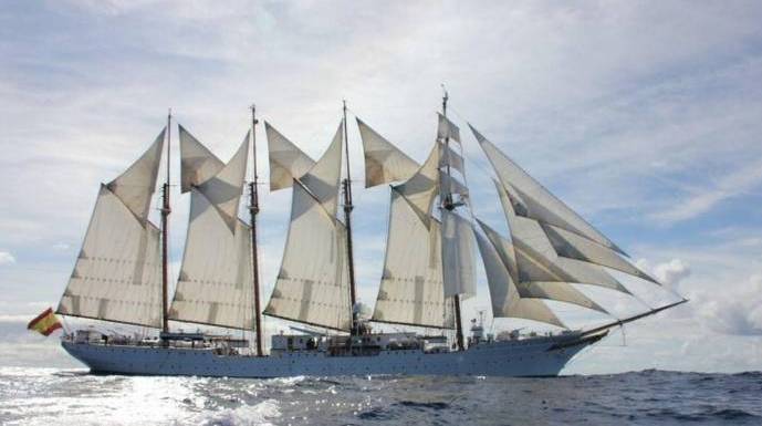 El Juan Sebastián Elcano, buque escuela de la Armada.