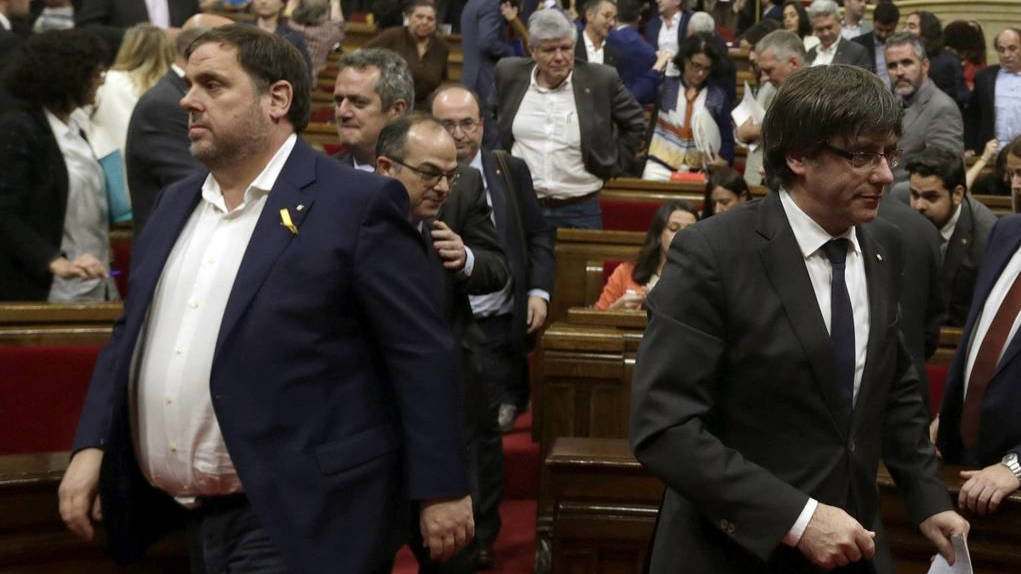 Junqueras y Puigdemont, cuando compartían bancada en el parlamento de Cataluña