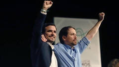 Garzón e Iglesias se meten en una tormenta por aplaudir al criminal Che Guevara