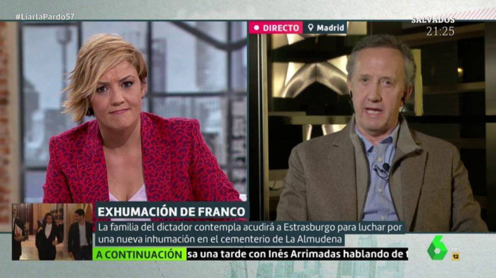 Cristina Pardo y el portavoz de la Fundación Franco, Jaime Alonso.
