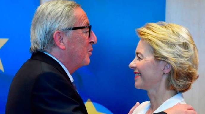 Se va Juncker, llega Von der Leyen. Pero sobre Cataluña, la firmeza europea no cambia.