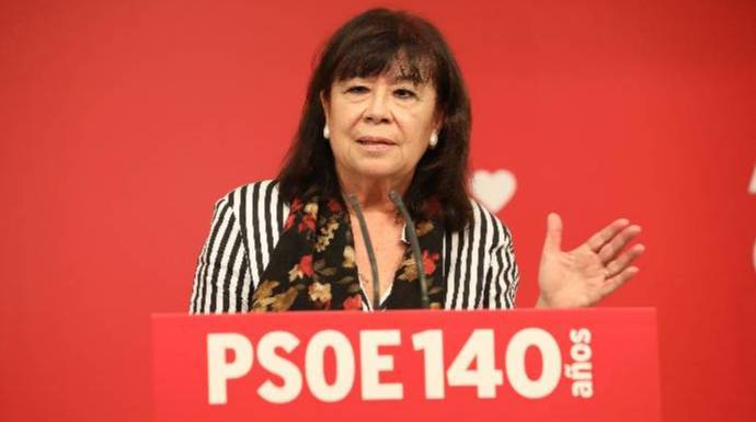 La presidenta del PSOE, Cristina Narbona, este lunes.