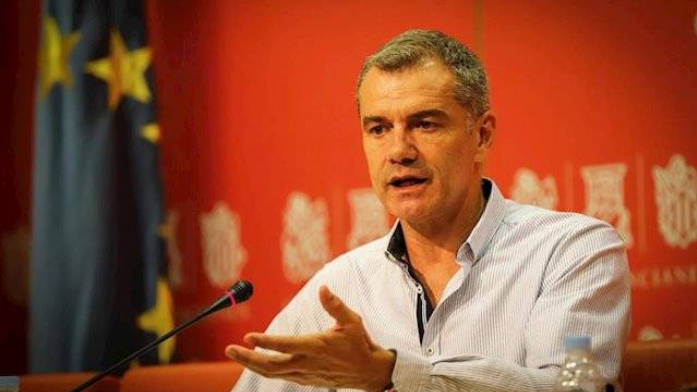 El síndic, Toni Cantó, tendrá que ratificar si su partido vota en contra del Derecho Foral valenciano junto a Vox.