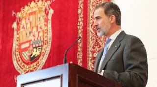 El Rey encadena su segundo alegato de elogio a España y desenmascara un bulo de ERC y Junts