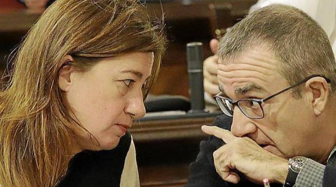 La presidenta balear, Francina Armengol (PSOE) y su vicepresidente Yllanes (Podemos)