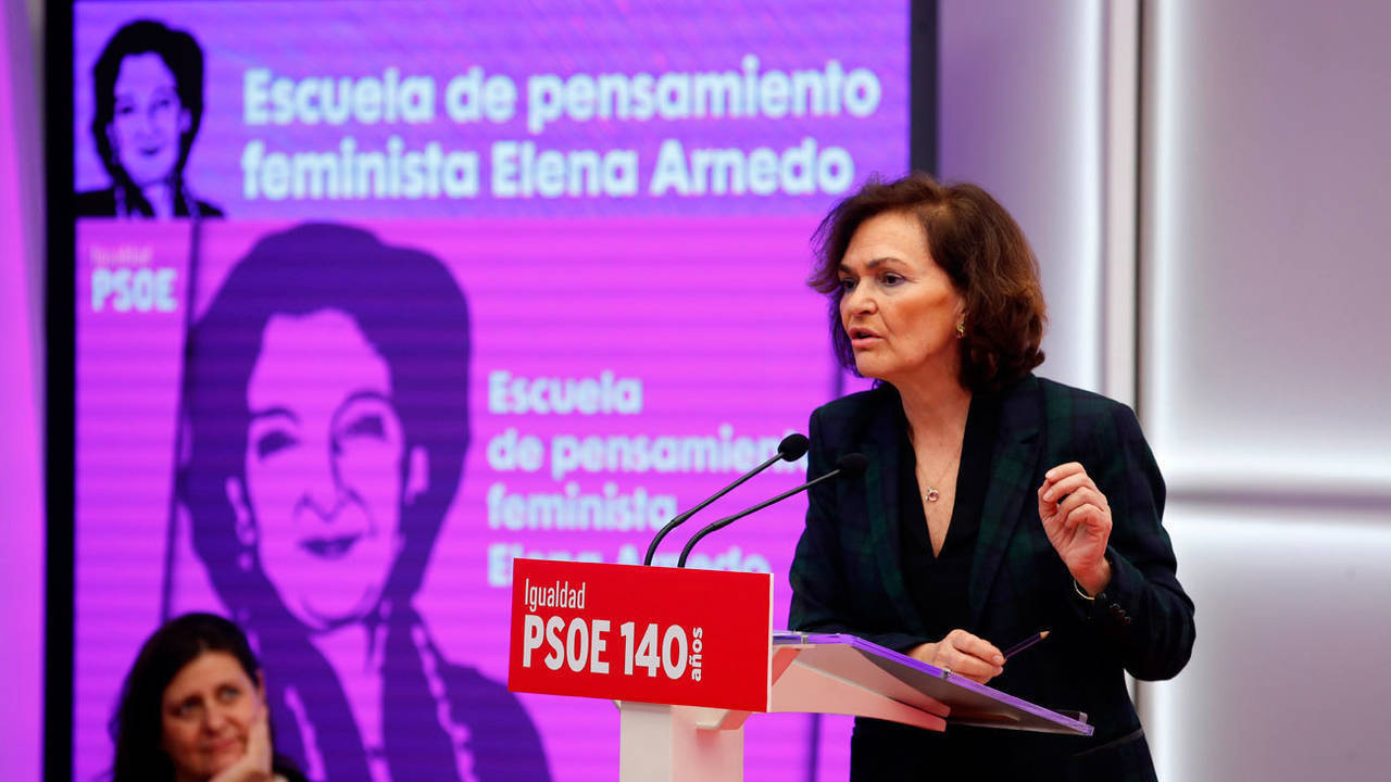 Carmen Calvo durante su participación en la Escuela de pensamiento feminista.
