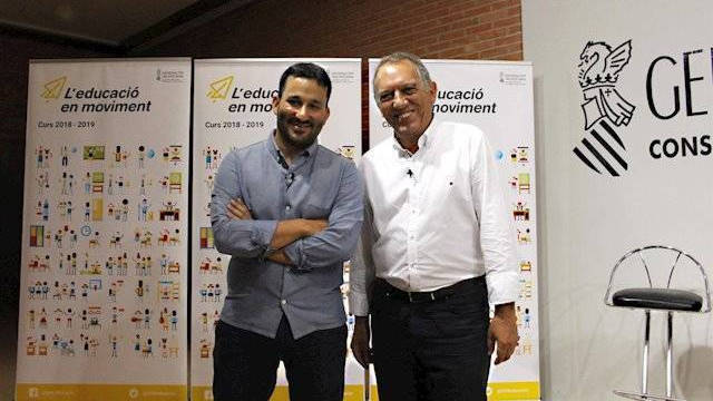 El conseller de Educación, Vicent Marzà  con el secretario autonómico, Miquel Soler.