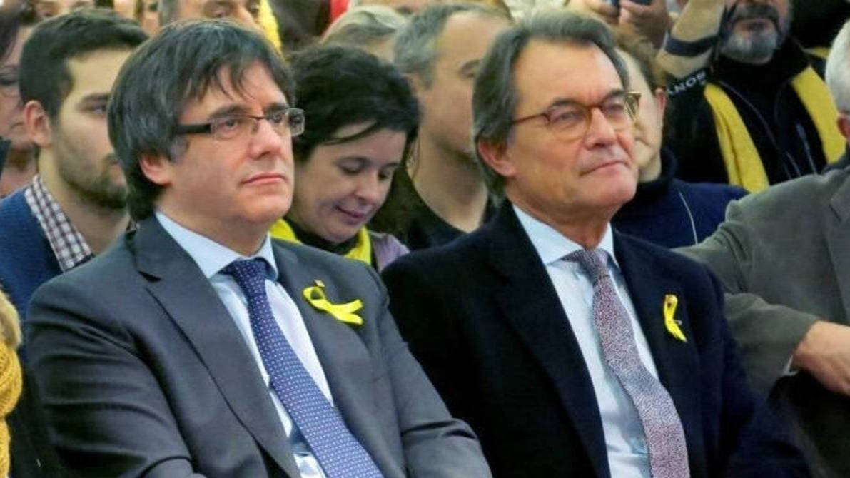 Carles Puigemont y Artur Mas