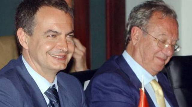 Zapatero y Morodo, contra las cuerdas.