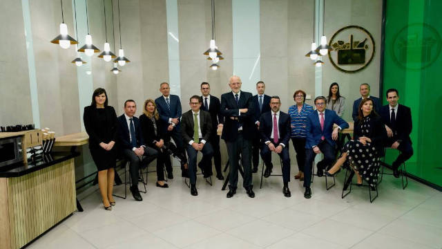 Juan Roig y miembros del Comité  de DireccioÌn de Mercadona 
