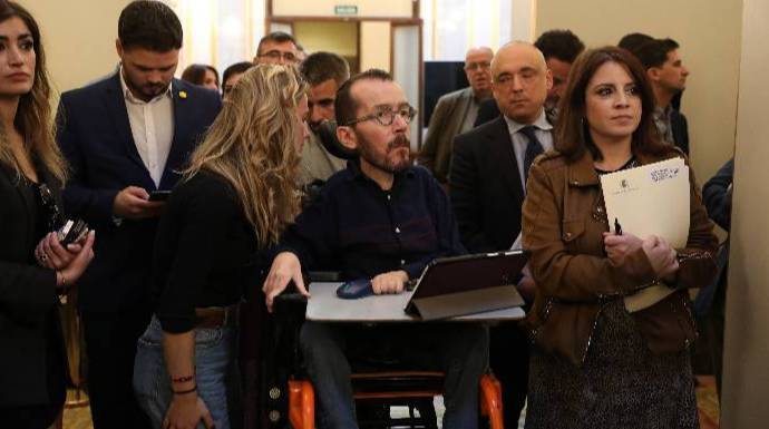 El portavoz de Podemos, Pablo Echenique, este martes en el Congreso de los Diputados.