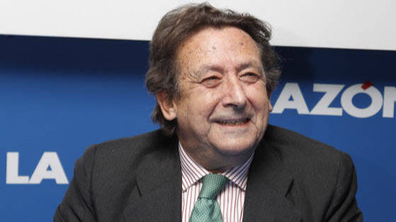 Alfonso Ussía, muy duro con "el gran Narciso" Pedro Sánchez.