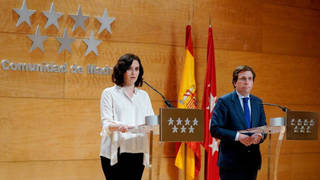 España pendiente de que Sánchez se atreva o no a cerrar Madrid y otros focos