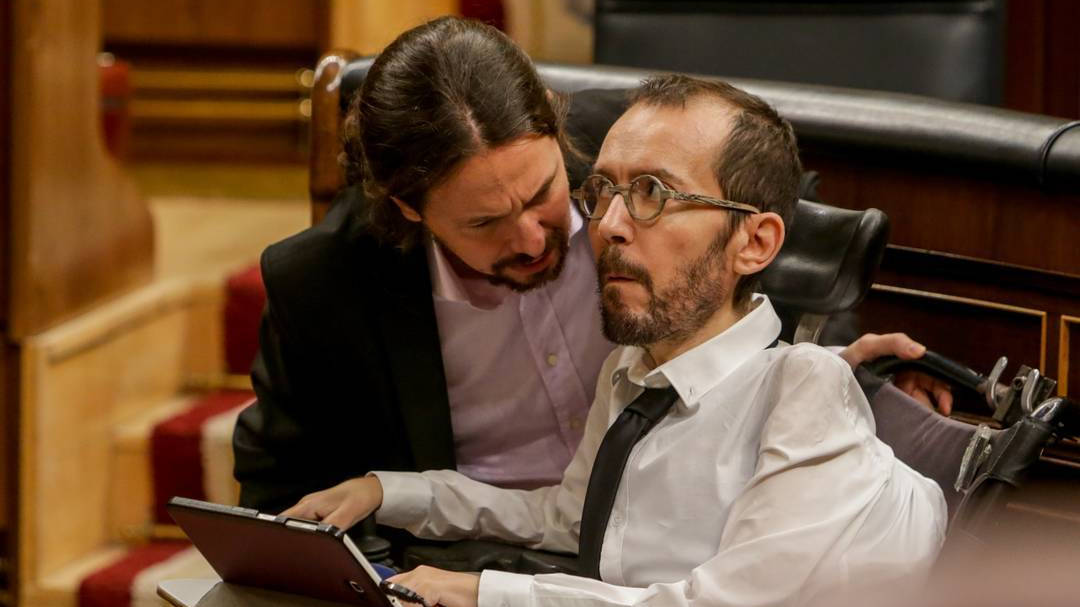 Los líderes de Podemos, Pablo Iglesias y Pablo Echenique