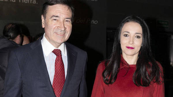 Pedrojota Ramírez y su actual esposa, Cruz.