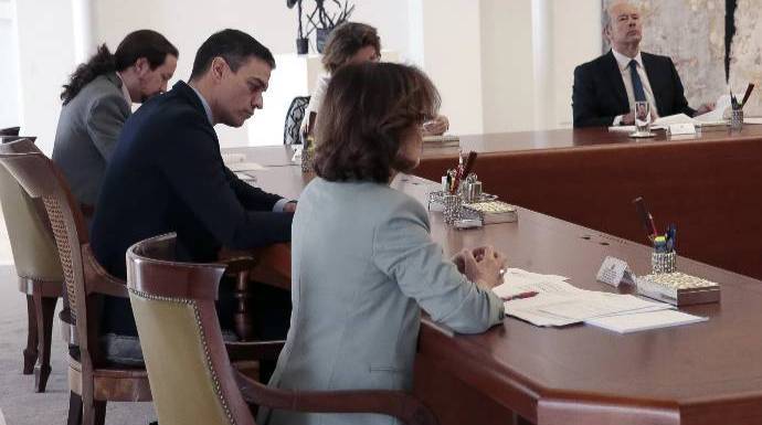 Sánchez e Iglesias, en el Consejo de Ministros.