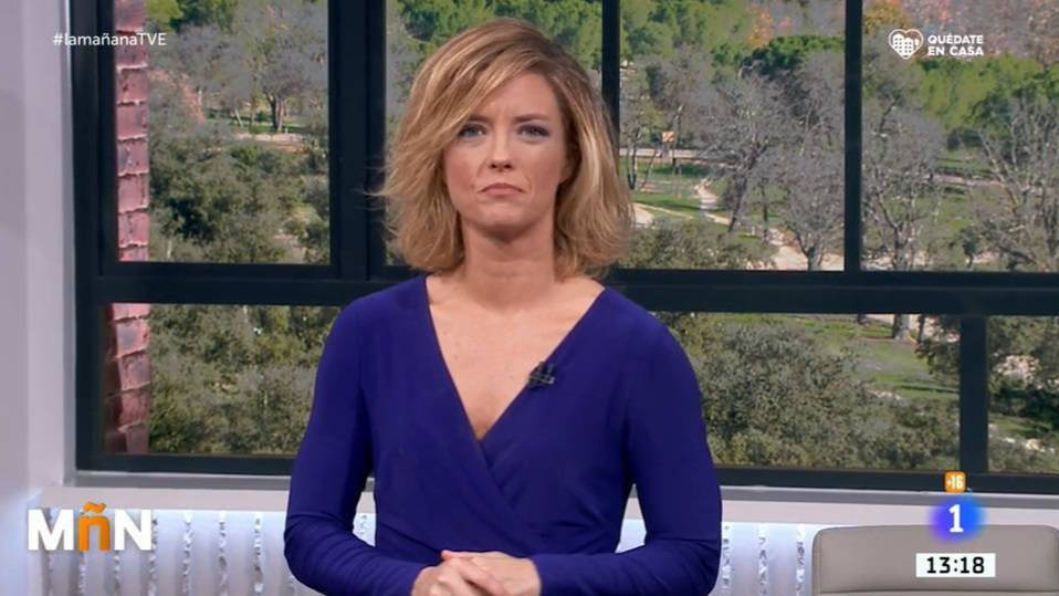 María Casado presentando "La mañana" en TVE