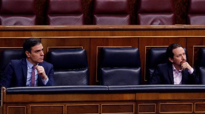 Sánchez e Iglesias, en el pleno del Congreso el pasado miércoles.