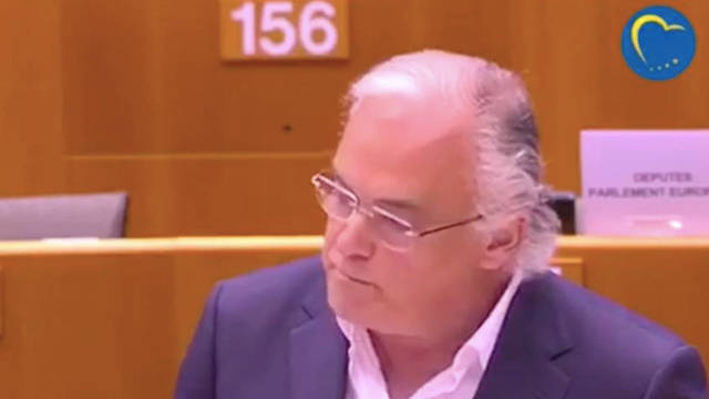 Esteban GonzaÌlez Pons en su última intervención en el Parlamento Europeo