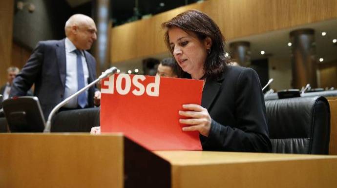 La número dos del PSOE, Adriana Lastra, en el Congreso.