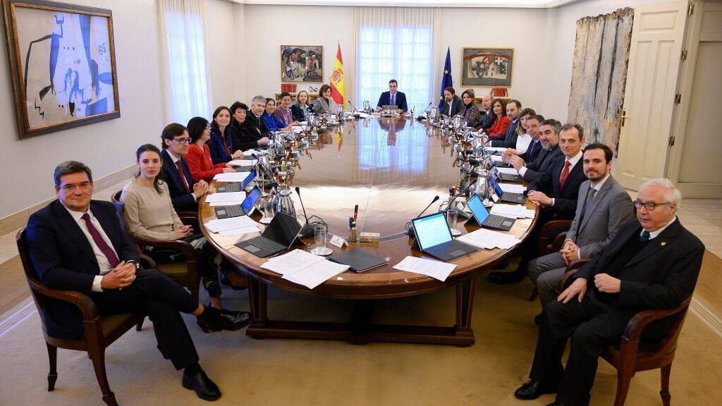 Pedro Sánchez presidiendo un Consejo de Ministros antes de la crisis del coronavirus.