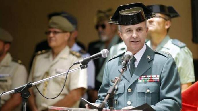 El general Juan Miguel Arribas, jefe de la Guardia Civil en Canarias, última víctima del "nuevo impulso" del ministro del Interior.