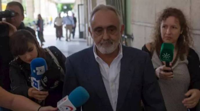 Fernando Villén, el alto cargo de la Junta andaluza de Susana Díaz implicado en el "caso puticlubs".