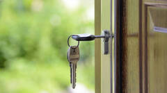 La compraventa de viviendas registra su peor mayo desde 2007 y cae un 53,7%
