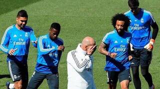 El lío de Zidane: Le preguntan por Jovic y desvela que otro jugador también está aislado en su casa