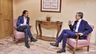 Iglesias confiesa por qué Felipe González no le traga y después se ve con Zapatero