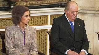  Pilar Eyre destapa por fin el gran secreto de la Reina Sofía: así se vengó de Juan Carlos