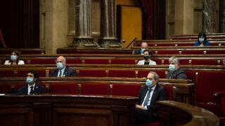 Aquelarre en el Parlament: Cataluña se declara 