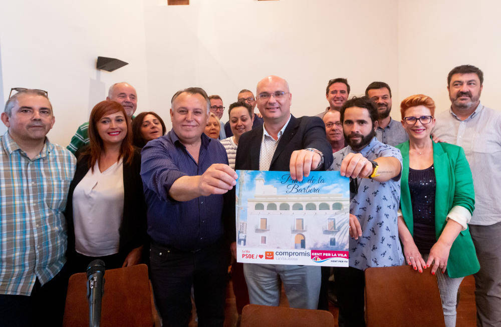 Los concejales del 'Pacto de la bandera' han decidido suprimir el topónimo en castellano de La Vila