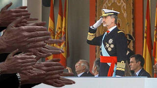 Convocado un aplauso masivo al Rey Felipe desde los balcones de toda España 