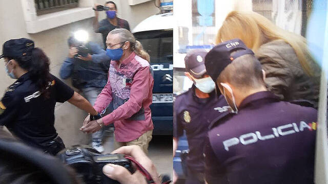 Conchi y Paco han salido andando de los respectivos furgones policiales para asistir a la primera sesión del juicio / FOTO: O. Avellán