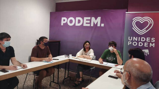 Rosa Pérez en la sede de Podemos