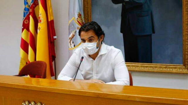 El alcalde de Torrevieja tiende la mano a Ximo Puig para seguir prestando un servicio sanitario de calidad a Torrevieja y comarca