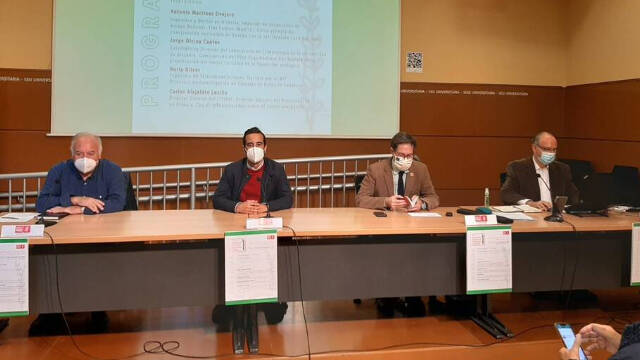 Rafael López Fonseca, José Muñoz, Doménec Ruiz Devesa  y Miguel Millana durante la presentación del Fórum / FOTO: J. Prats