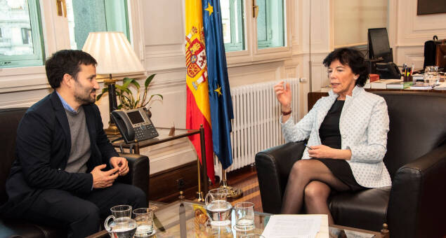El conseller Vicent Marzà con la ministra Isabel Celáa