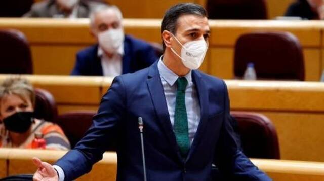 Moncloa despliega su nueva cortina de humo y endosa al PP su pacto con Bildu