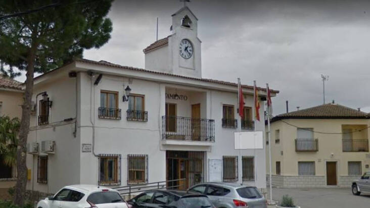 El Ayuntamiento de Pioz. Foto: Google Maps