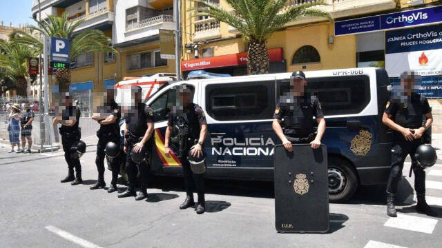 Los seis agentes de la comisaría de Elche desplazados a Algeciras a los que  la DGP niega las pruebas